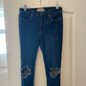 Free People Ripped Skinny Jeans size 28